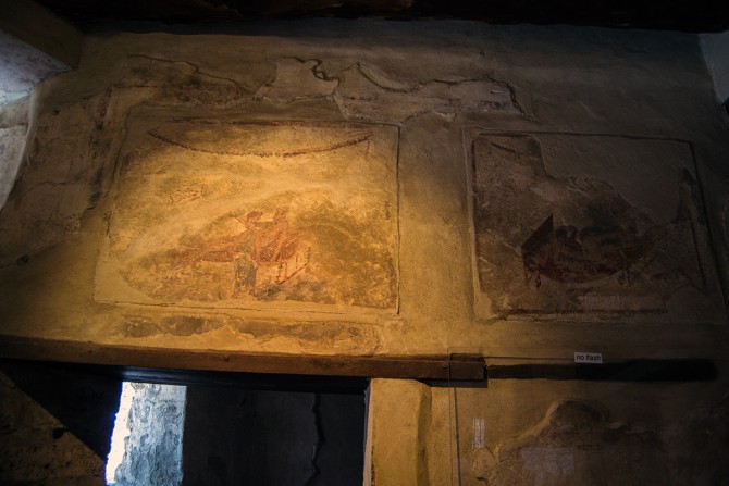 Frescos representando posturas del kamasutra en el distrito rojo de Pompeya