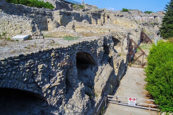 Catacumbas en la ciudad perdida de Pompeya