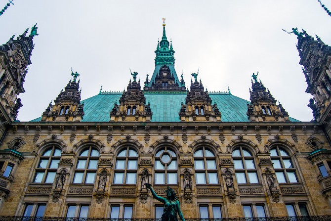 Patio interior del Hamburg Rathaus