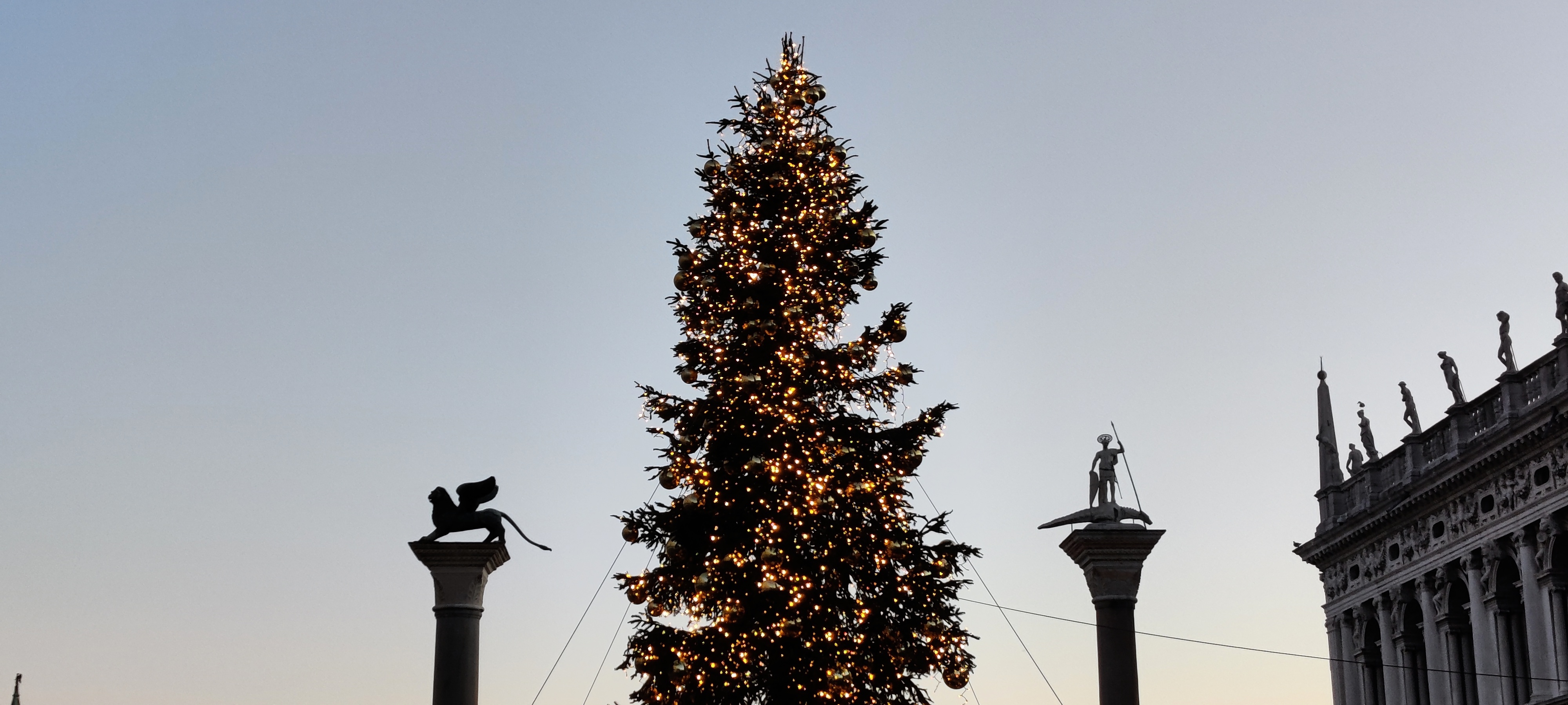 Árbol de Navidad de la Plaza de San Marcos - Venecia en 3 días