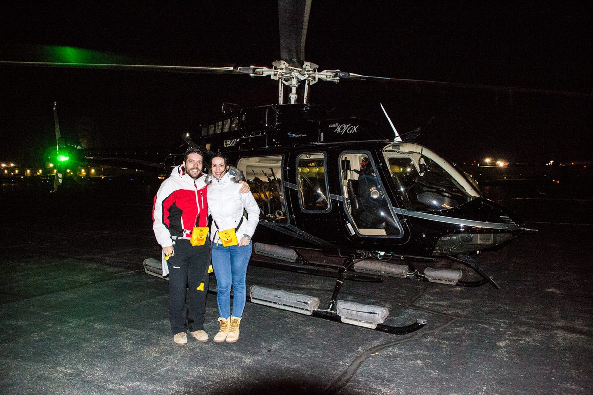 Alex y Nerea a punto de montar en el helicóptero - Mejores vistas de Manhattan