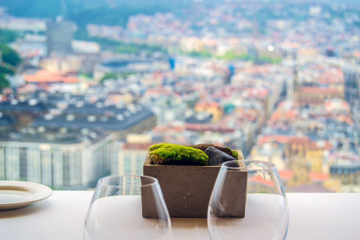 Comer en el Mirador de Ulía con estas vistas de San Sebastián - Sabores de Donostia