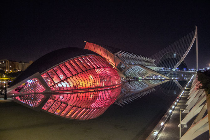 Ciudad de las Artes y las Ciencias de noche - Un día en Valencia