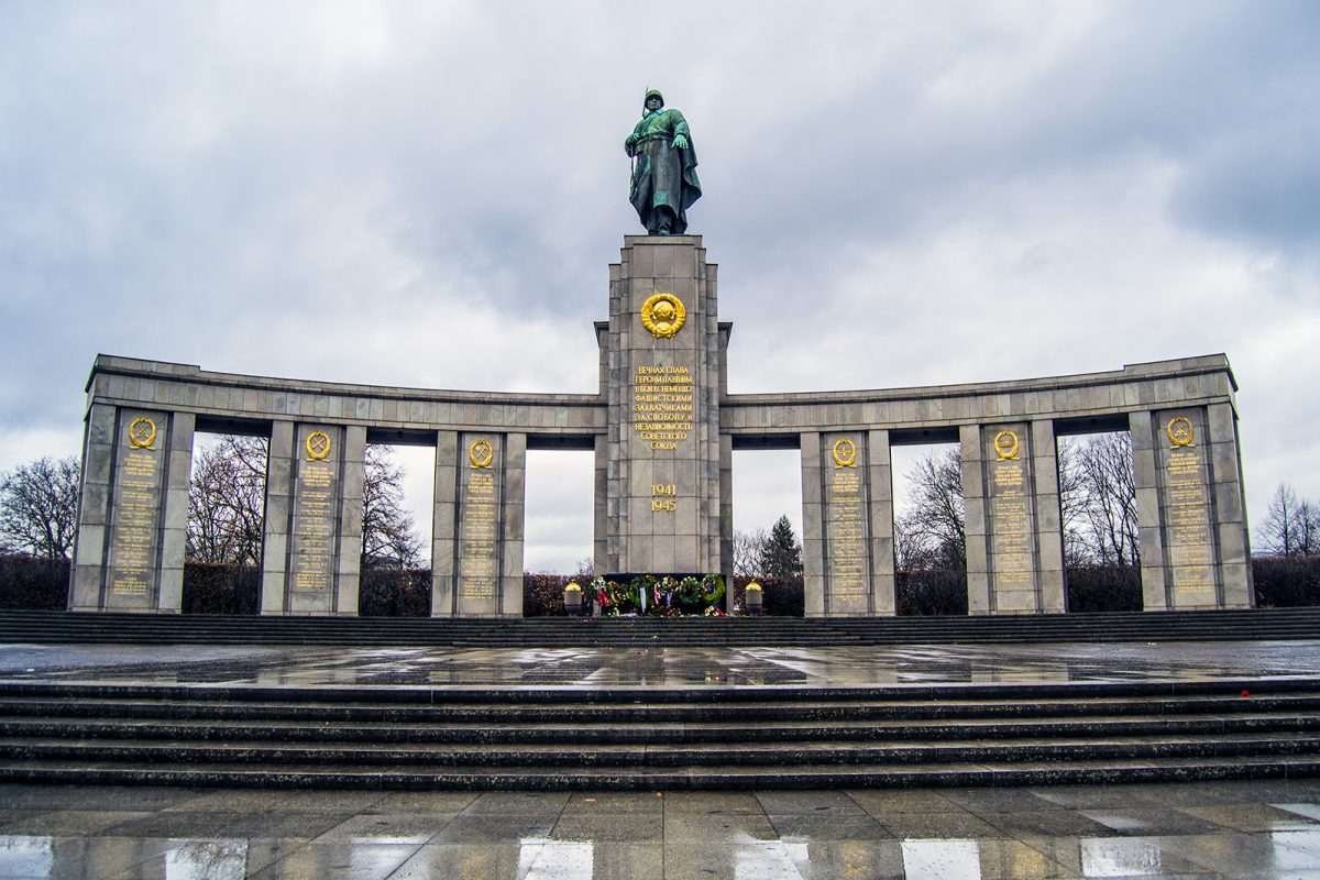 Memorial a los soldados soviéticos - día 1 en berlín