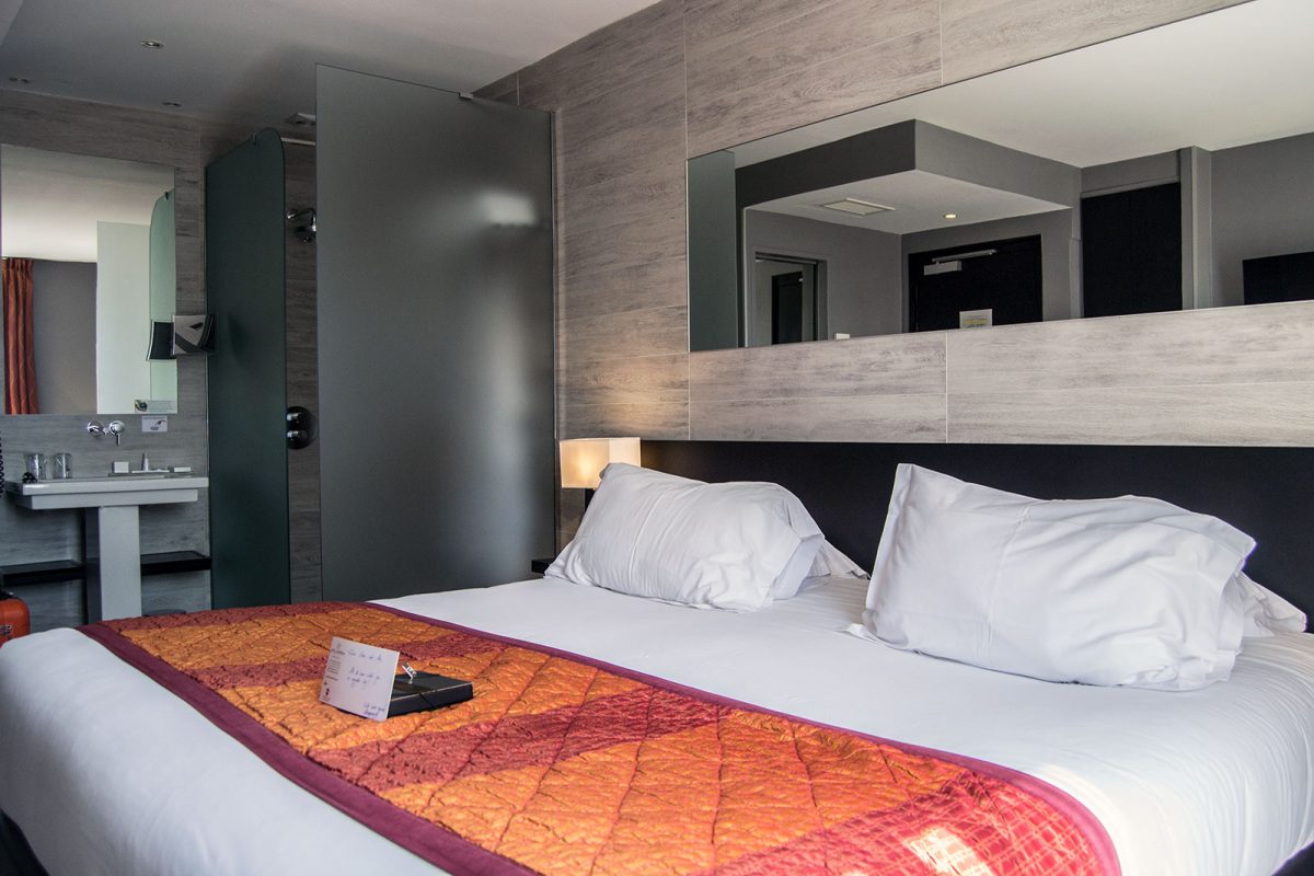 habitación del Best Western Plus Hotel Massena Nice - un día en Niza y Montecarlo