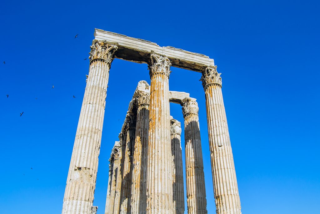 Imprescindibles de Atenas - Templo de Zeus con pájaros