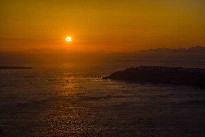 Atardecer desde Imerovigli en Santorini - mejores atardeceres de Santorini