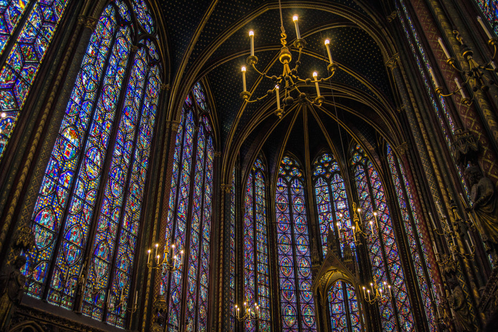 Vidrieras en la Sainte Chapelle – París Pass de dos días