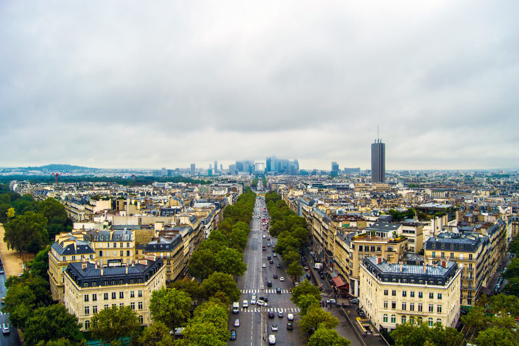 Vistas desde el Arco del Triunfo de La Defense – París Pass de dos días