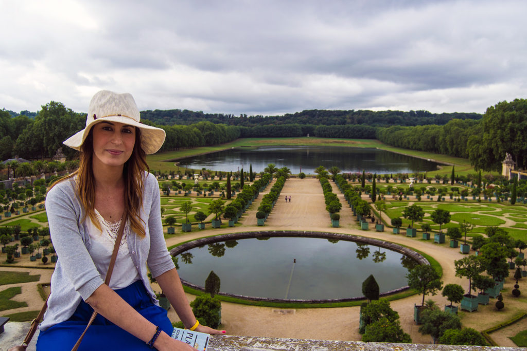 Nerea en los Jardines de Versalles – Palacio de Versalles desde París
