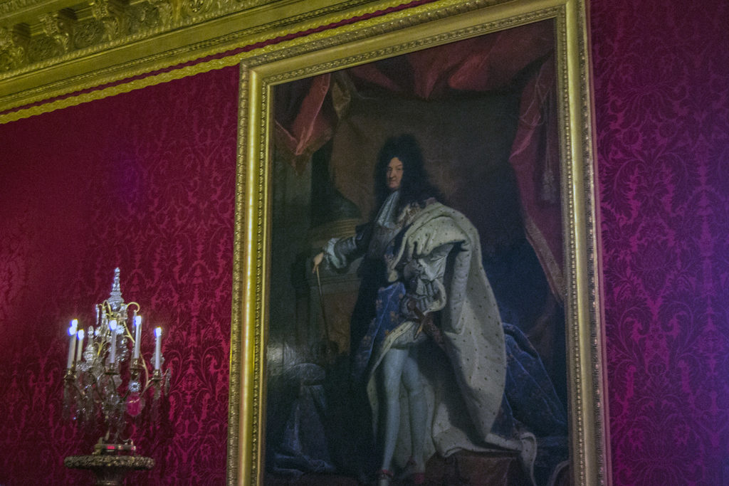 Pintura del rey Luis XIV en la cámara del rey – Aposentos privados del Palacio de Versalles